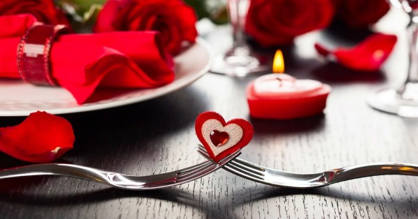 Big List of Valentine’s Day Dining Deals